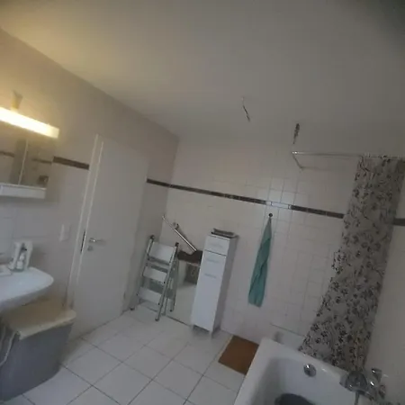 Komm Ins Mildewarme Dachgeschoss Privatunterkunft *